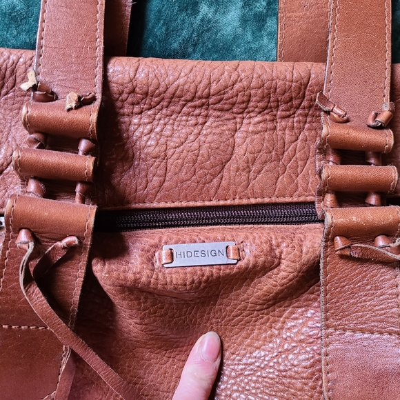 Thick pebbled leather shoulder bag satchel - Picture 3 of 15